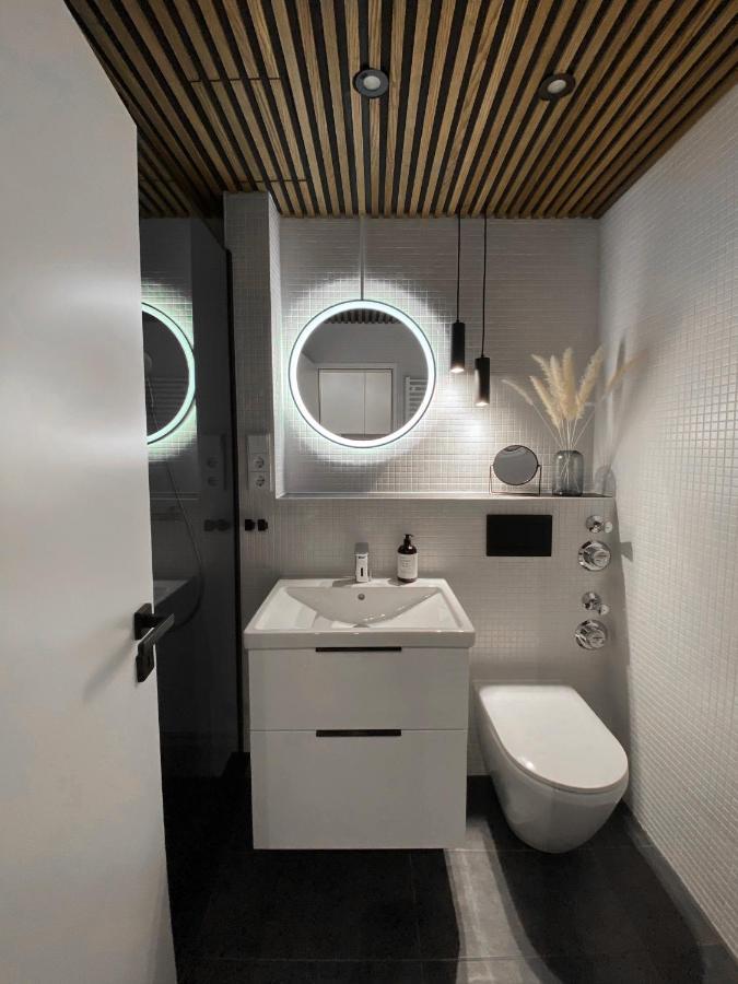 Seaside Rooms - Zentrales Design-Apartment Mit Balkon & Parkplatz - 2 Minuten Zum Strand Timmendorfer Strand Exteriér fotografie
